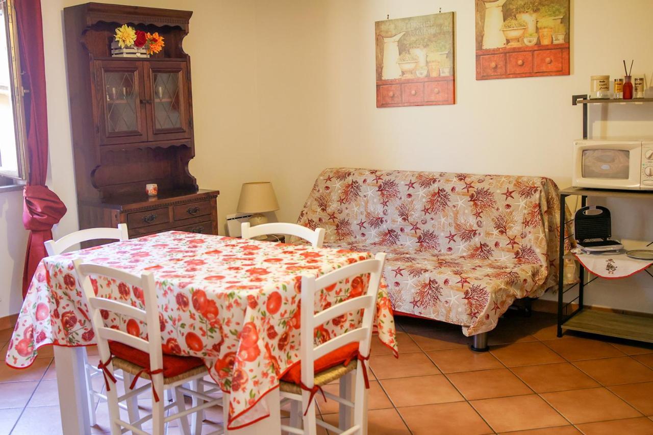 La Rosa Scarlatta Apartment Viterbo Exterior photo